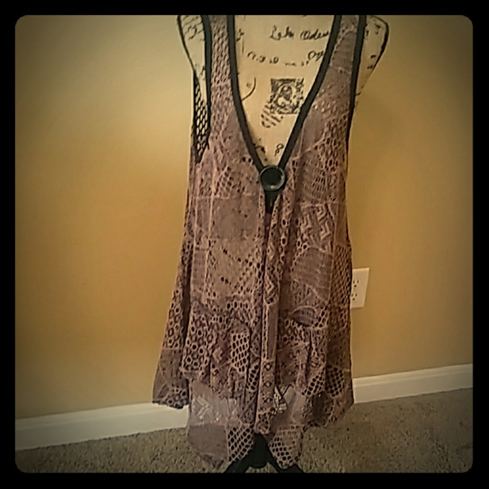 Adorable pullover vest